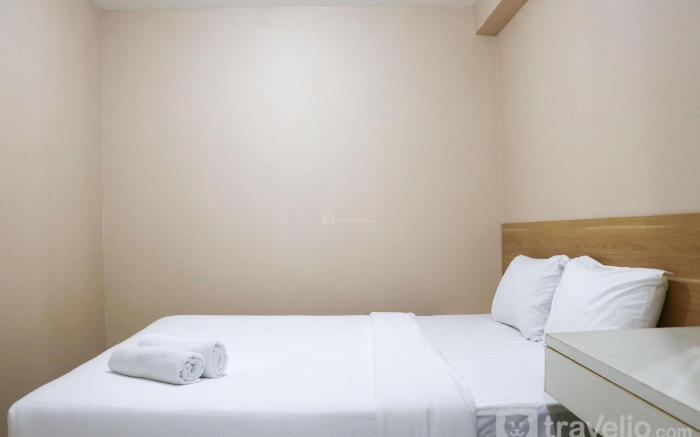 Cozy Living & Tidy 2BR Green Bay Pluit By Travelio
