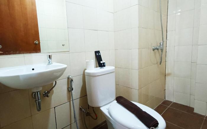 Lux 2BR Vida View Makassar Apartment By Travelio