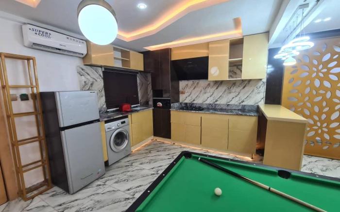 Blooms service apartment 