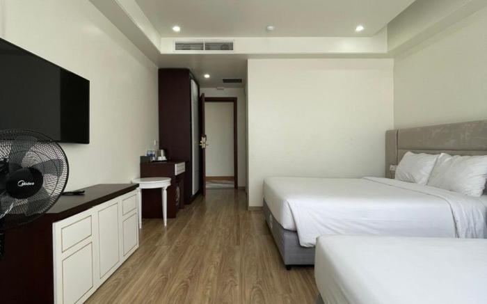 Lotus Hotel and Apartment