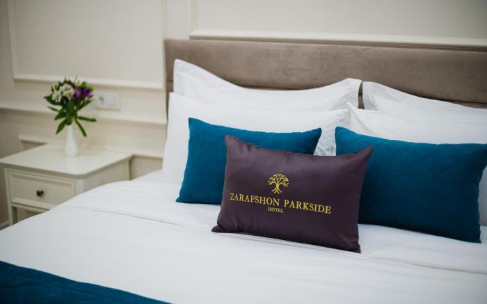 Zarafshon Parkside Hotel