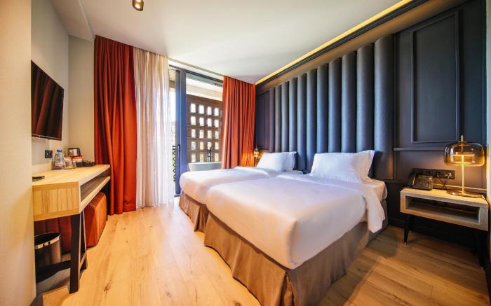 Sandali Metekhi Boutique Hotel