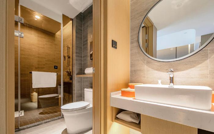 Atour Hotel Jiashan Dazhong Plaza