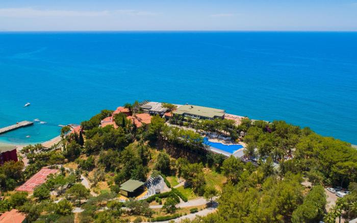 SENZA GARDEN HOLIDAY CLUB