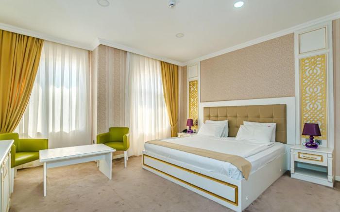 Maris Hotel Baku