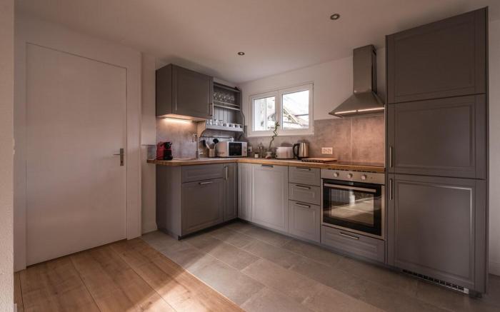 Stay Switzerland - 2 Bedroom Mountain View Apt