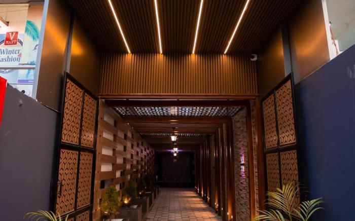 Hotel Kashi Pride