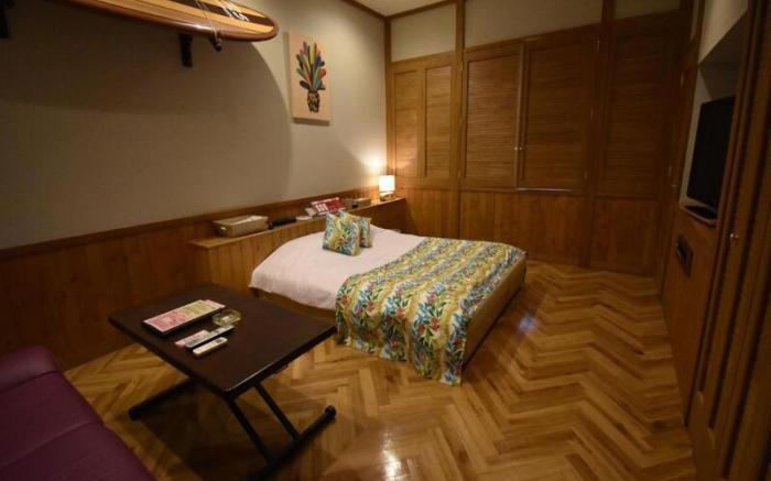 Hotel Pinon - Adult Only