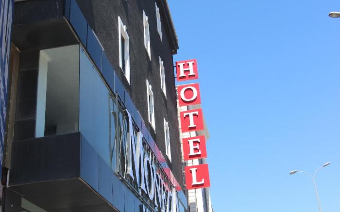 Monezza Hotel