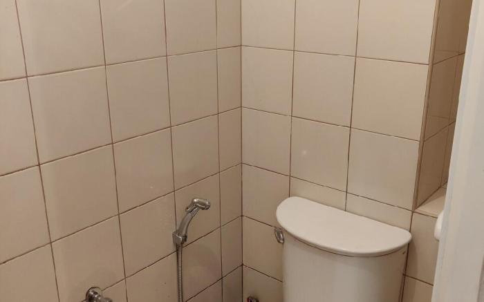 Studio Unit at the center of Alabang