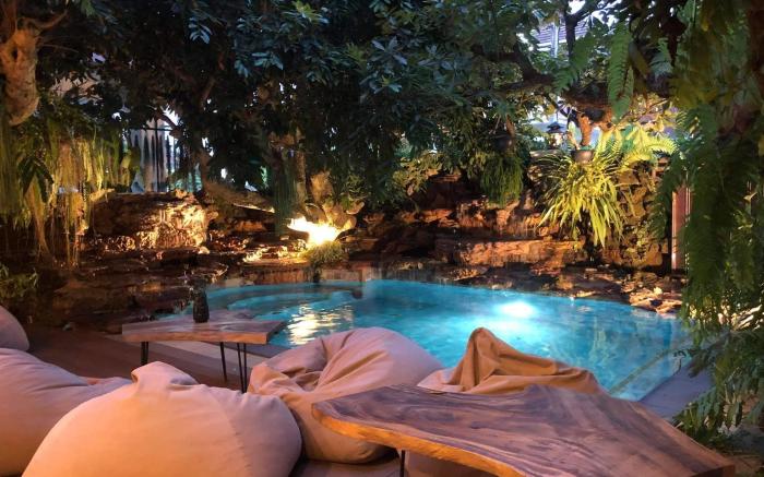 Luxury Pool Villa 3 Bedroom 2 Jacuzzi  Pool Table