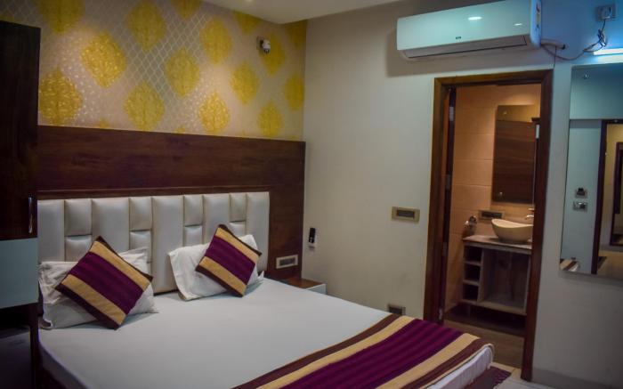 Hotel Sita Niwas Near Langar Hall