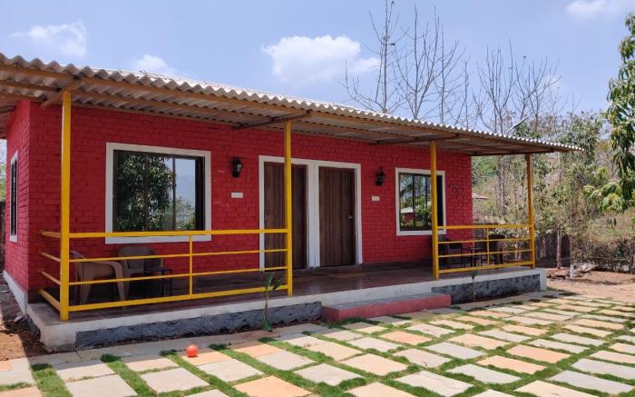 Kastur Farm, Karjat Farmhouse