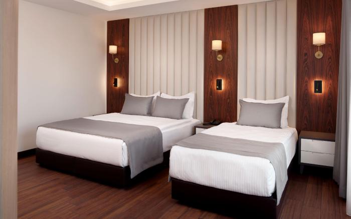 Shining Star Hotel