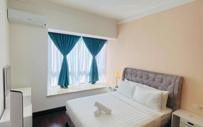 R&F Cozy 1BR unit by ANJU