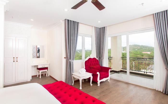 Ladalat Hotel