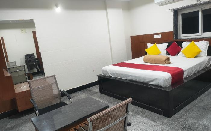 Hotel New Maruthi Inn, LB Nagar