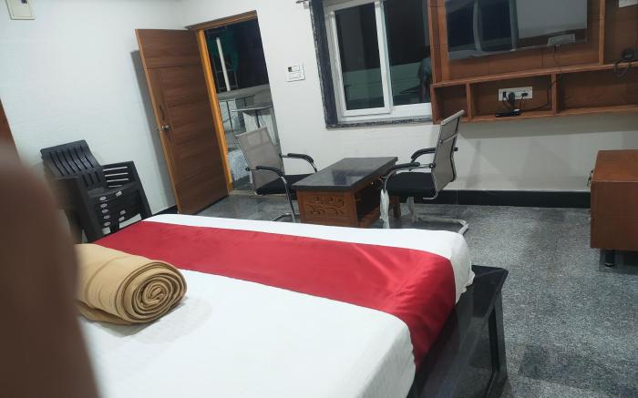 Hotel New Maruthi Inn, LB Nagar