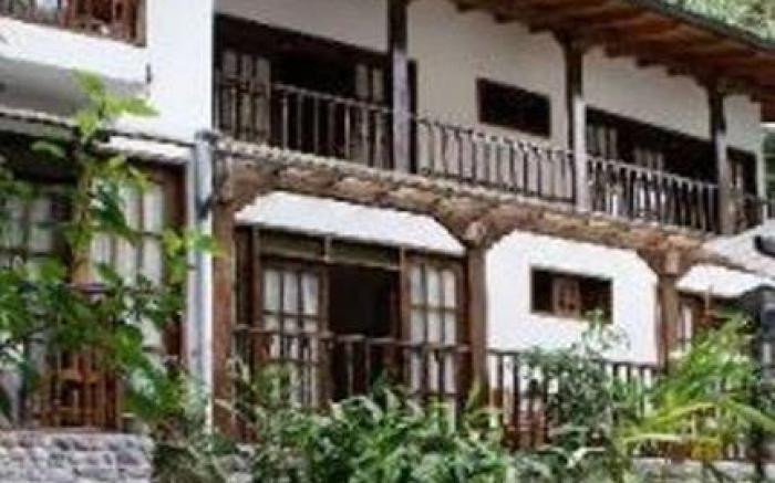 Gringo Bill's Boutique Hotel