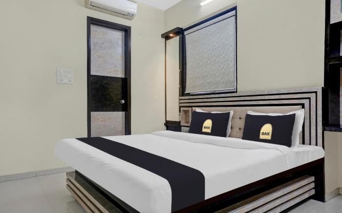 Townhouse OAK Rudra Residency