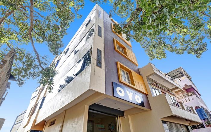 Hotel O I Care with Greenery Comforts