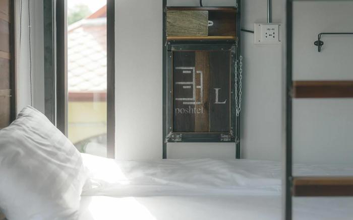 33 Poshtel