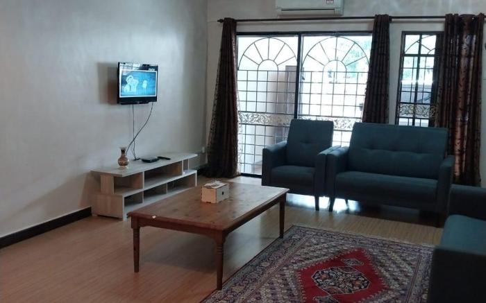 HOMESTAY LUQMAN NILAI