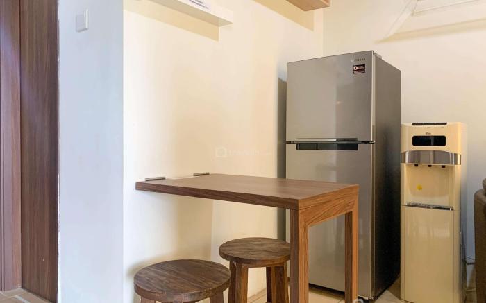 Warm Homey 1BR Belmont Residence Puri By Travelio