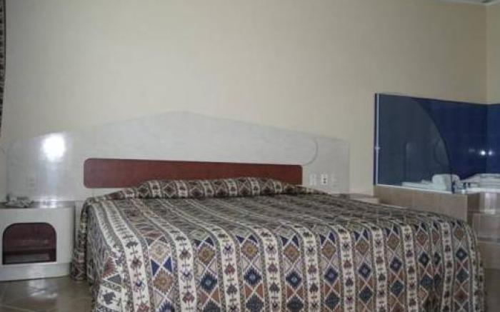 GS Cuernavaca Drive Inn - Adults Only