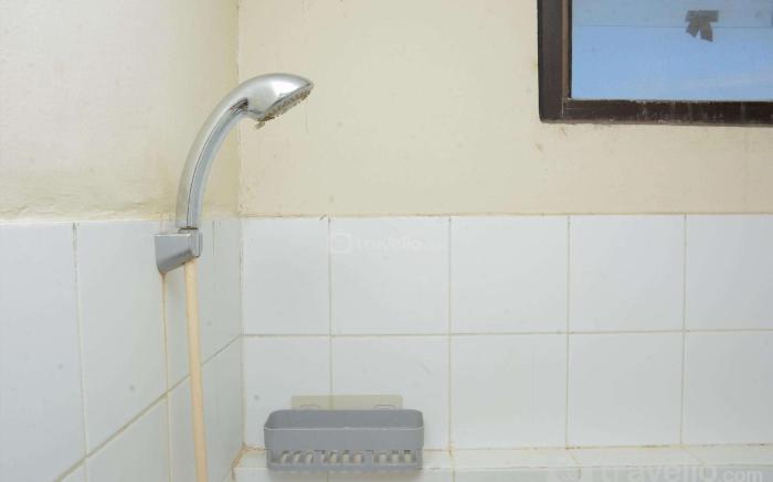 Minimalist Studio Room Kebagusan City By Travelio
