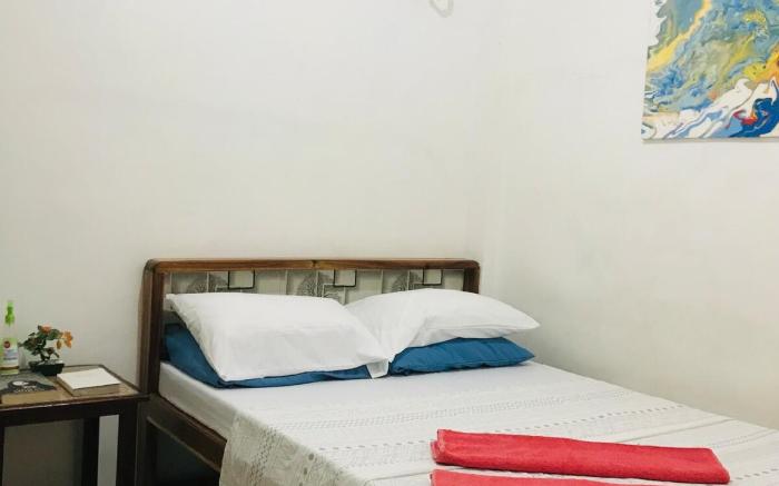 Queen’s Rooms Rental 4