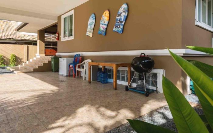Phuket Seaview 6-Bedroom Pool Villa By Angel Villa