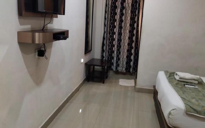 HOTEL ASIAN INTERNATIONAL
