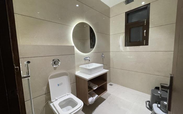 Hotel Crown Savoy