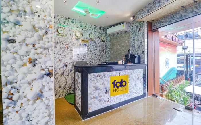 FabHotel Fortune Grand - Nr Lakdikapul Metro Station