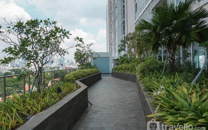 Elegant 2BR at 26th Floor Menteng Park By Travelio