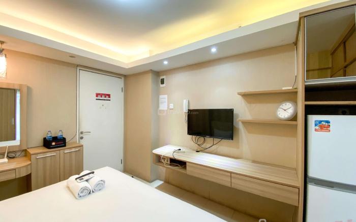 Cozy and Comfy Studio at Bassura City By Travelio