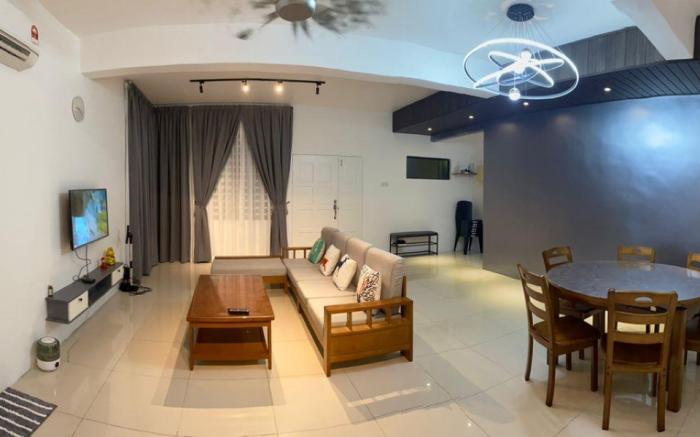 TB 80 HomeStay Sandakan