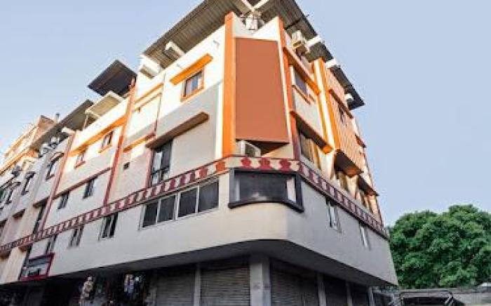 Hotel Tak International