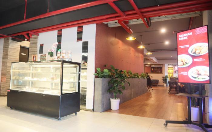 Twin Tower Hotel & Residence