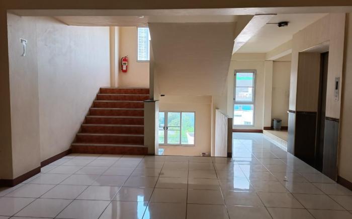 OYO 75417 Grandview Condominia