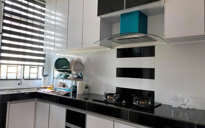 Sara Homestay - UMT, UniSZA, Airport, Beach