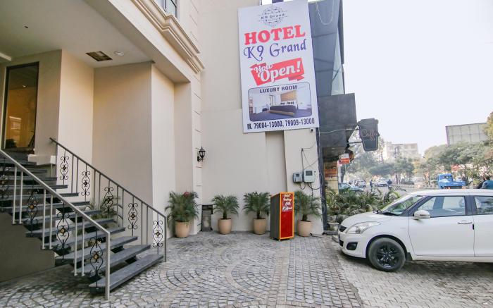 FabHotel Prime K9 Grand