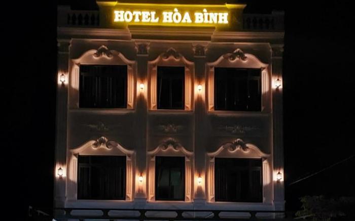 Hotel Hòa Bình