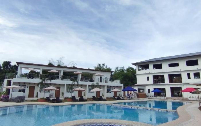 D'Jewel Jade Resort