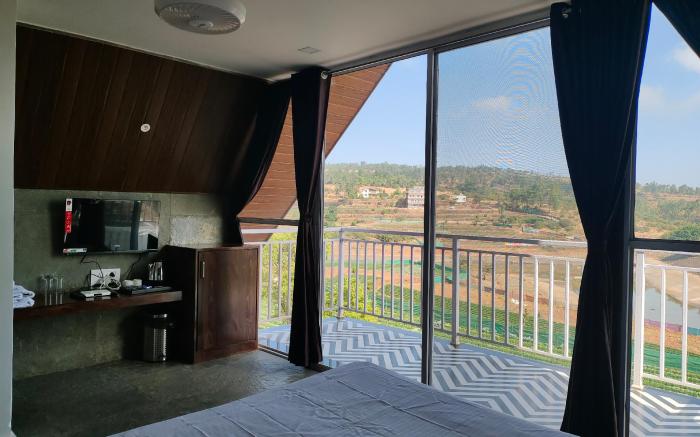 MANSHA'S High5 Resort