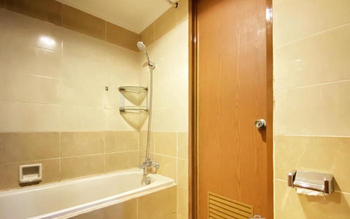 Luxury 3BR Grand Setiabudi Apartment By Travelio
