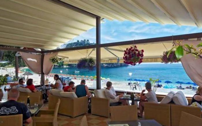 Valtos Beach Hotel