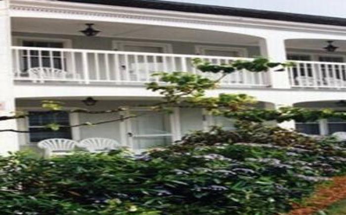 Hyannis Inn