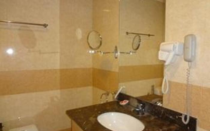 Imperial Suites Hotel